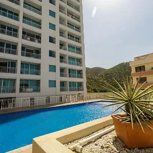 En El Rodadero Cerca Del Centro Comercial Arrecife Reserva De La Sierra Santa Marta (Magdalena)
